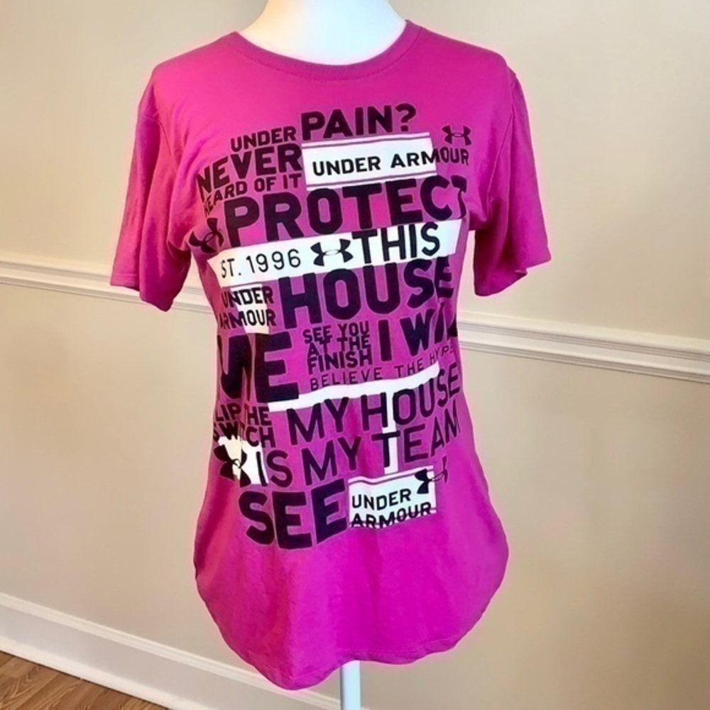 UNDER ARMOUR Magenta Short Sleeve Graphic Tee S